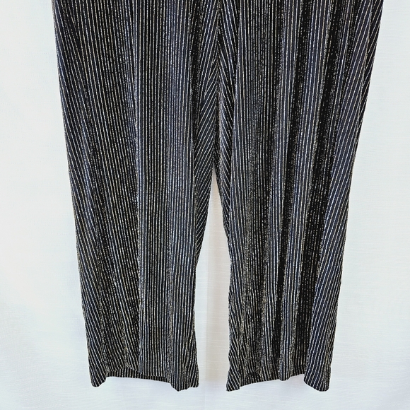 NWT Torrid Pull On Wide Leg Stretch High Rise Glitter Stripe Pant size 1 - Picture 6 of 12